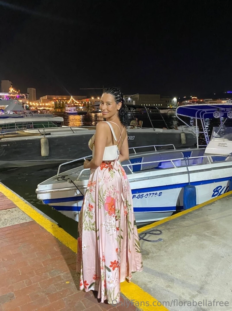 Would you rather see me dressed up or undressed completely 