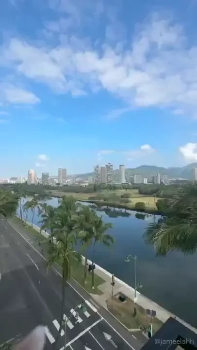 Saying bye to this year with a tan and a cheer swipe to see what i got 