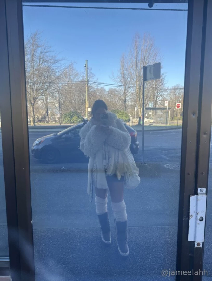 Sending good mirror vibes your way 