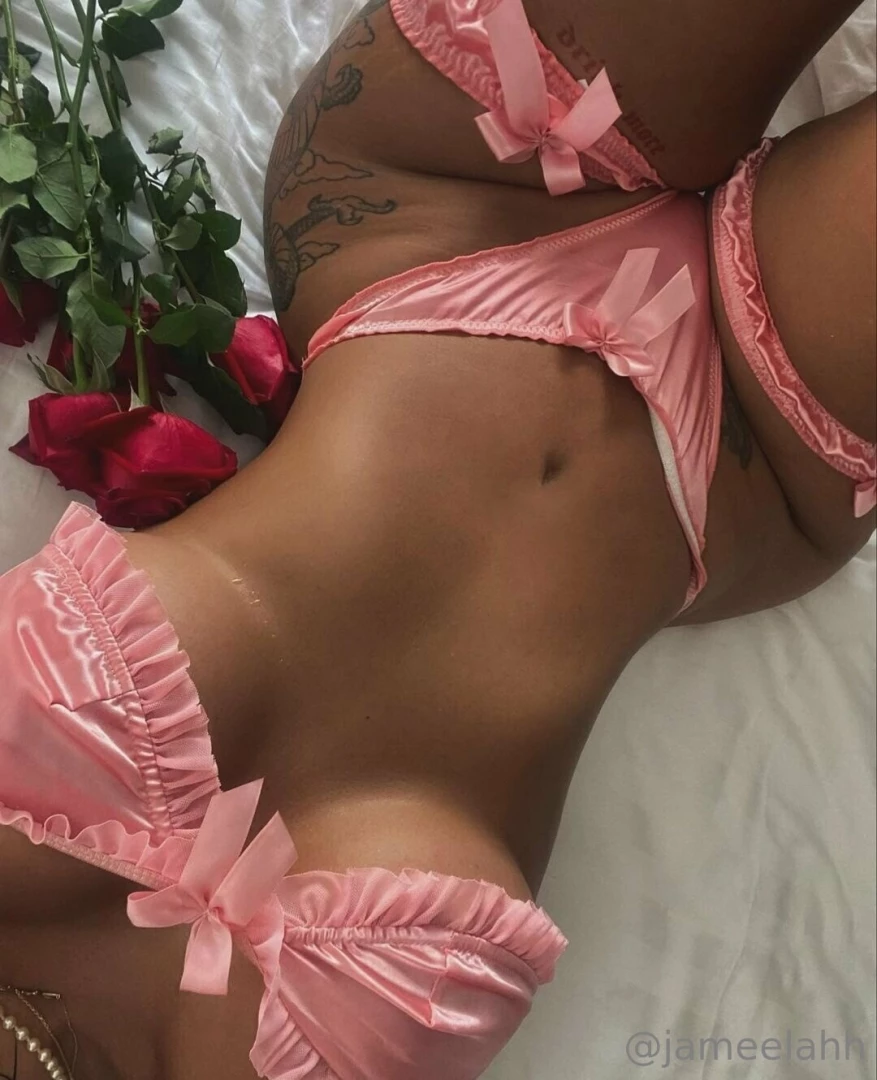 Bed of roses i like that 