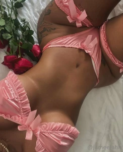 Bed of roses i like that