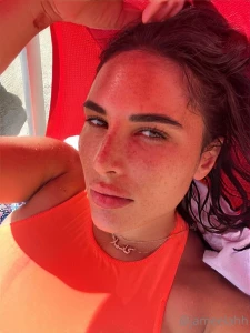 My natural beauty keeps on shining through making me feel even more