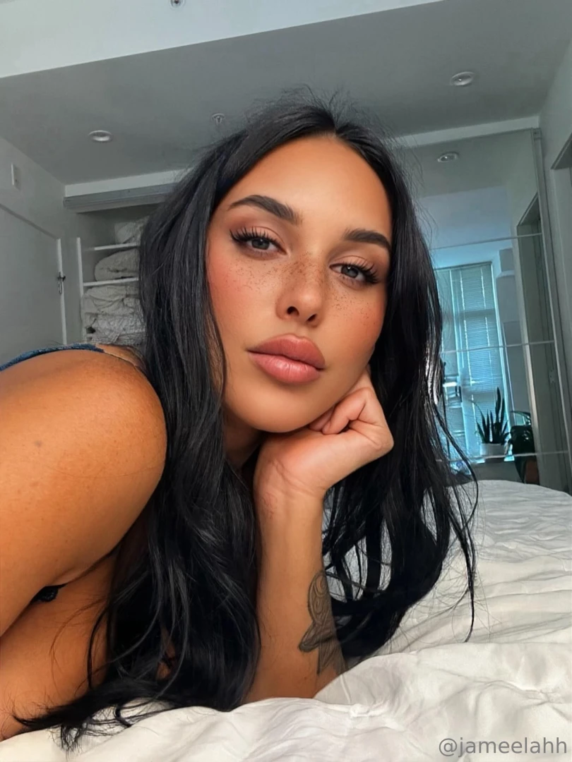A little beauty for your feed 