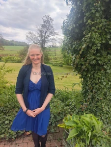 Today the farm boots are off and the heels are on i m at a wedding