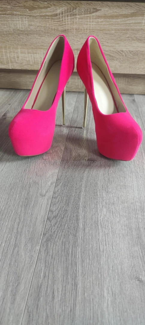 A sweet fan spoiled me with some new high heels lucky me now the part 2 