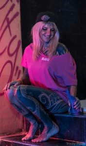 Don t let the shirt fool you i m in a filthy mood tip 10 for a rate