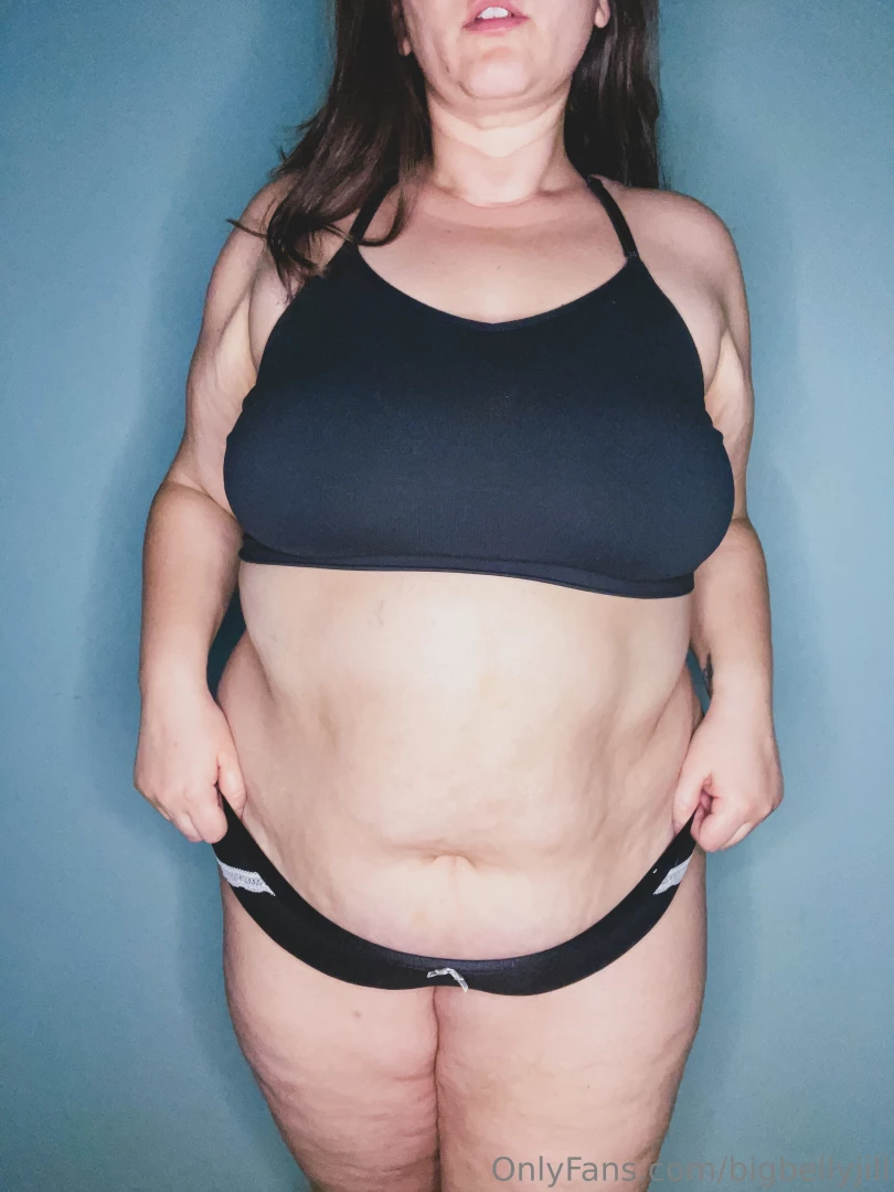 Gaze upon my big beautiful belly part 1 