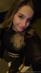 Na du ich geh noch in eine bar mit meinen m dels hihi was machst du so