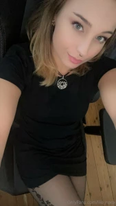 Ich gehe jetzt gleich zu meiner freundin hab mich bissen schick