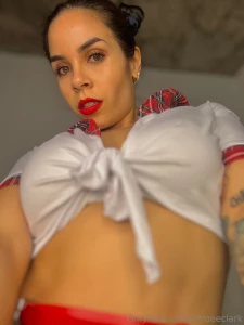 Helloooooooo i miss you