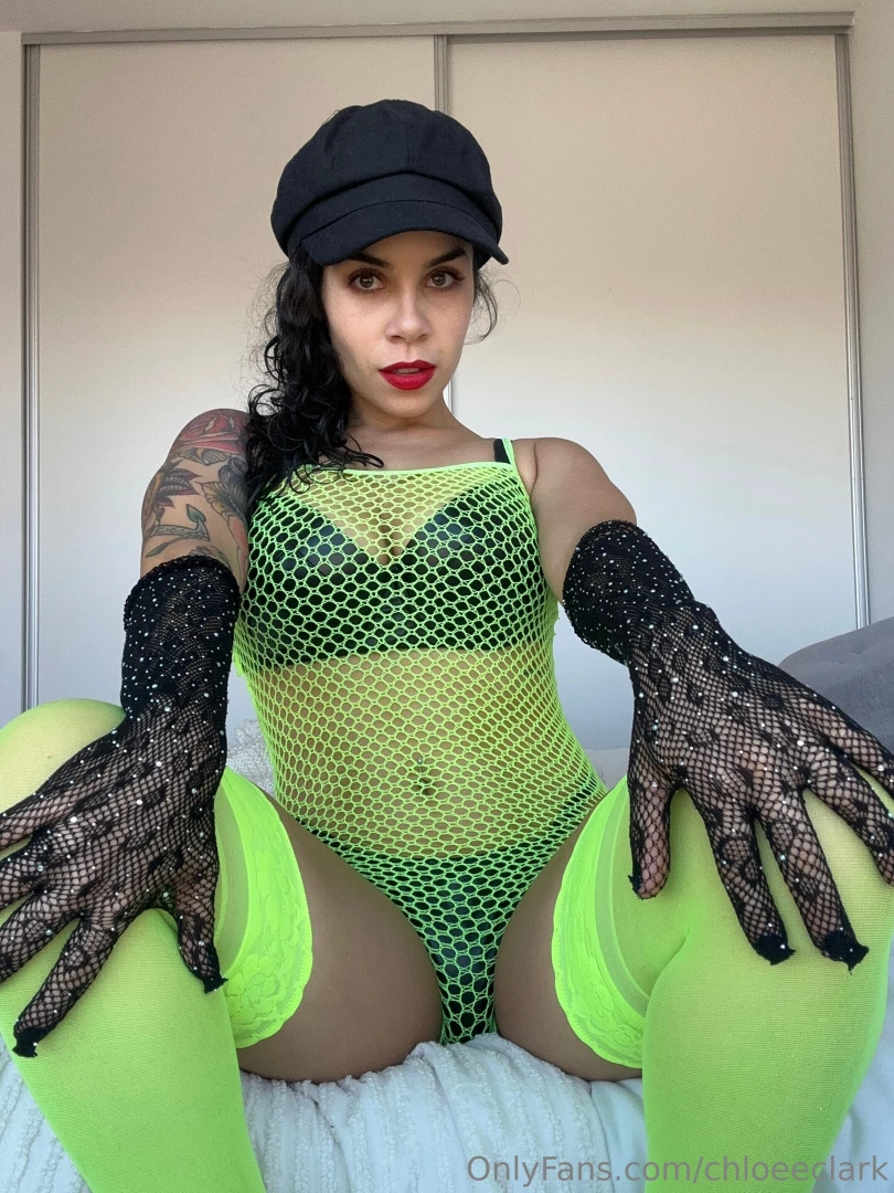 Hi i miss you i ll wait for you in your dm part 1 