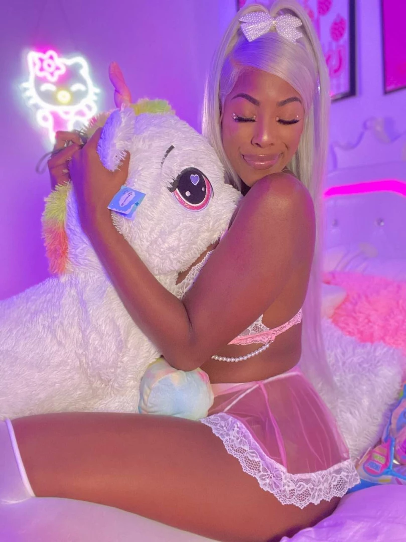 Pink lace is just the beginning who s ready for a deep clean 