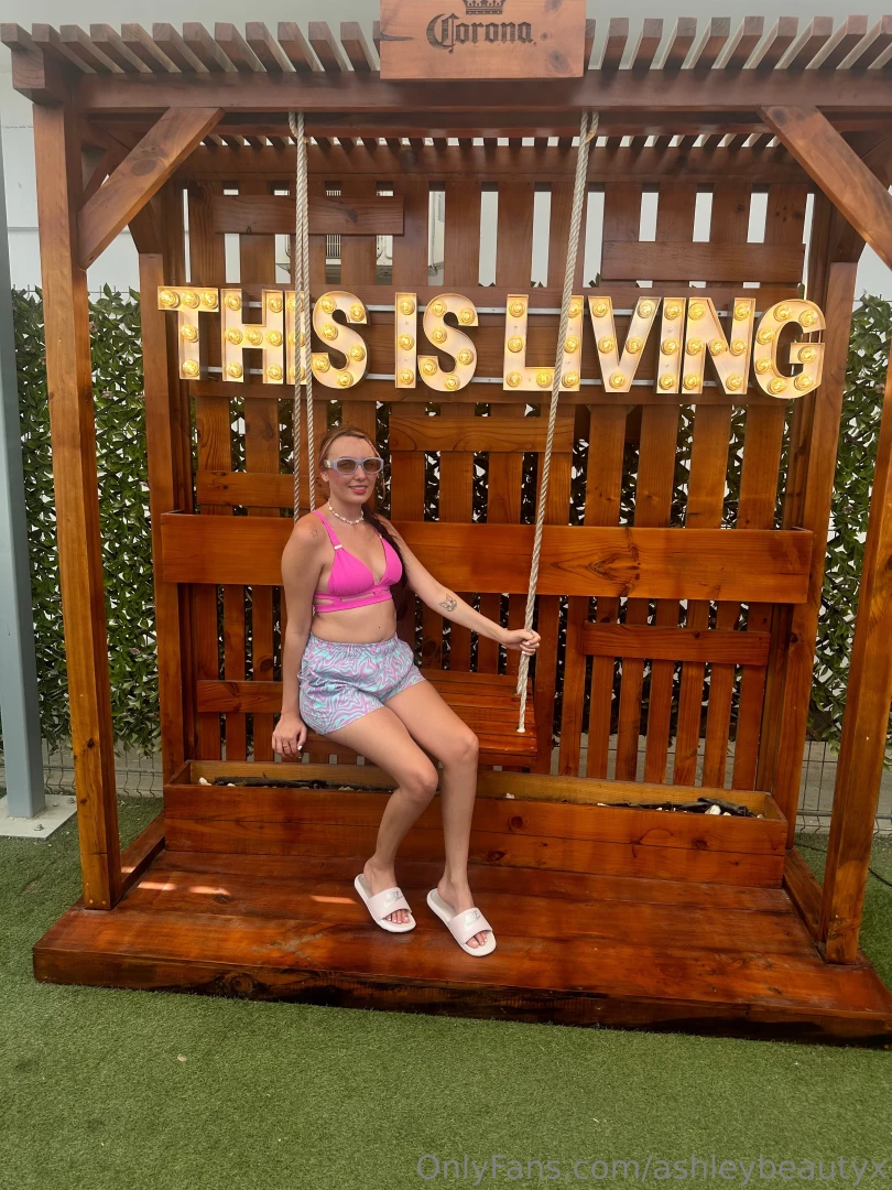 You in the mood for some dessert because mommy has cake for days slide part 2 