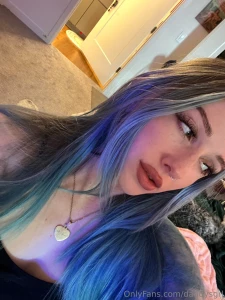 Do you think i look sexy in my sweat pants part 9