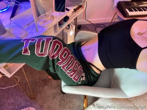 Do you think i look sexy in my sweat pants part 7