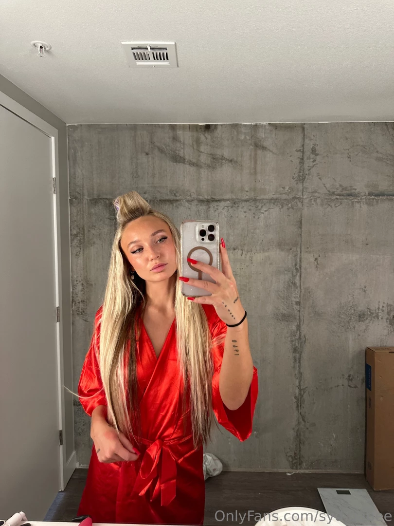 Can i dress up for you i want to make you custom content using your part 2 