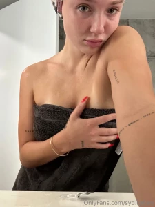 Wow just took a shower that was so hot i couldn t stop myself