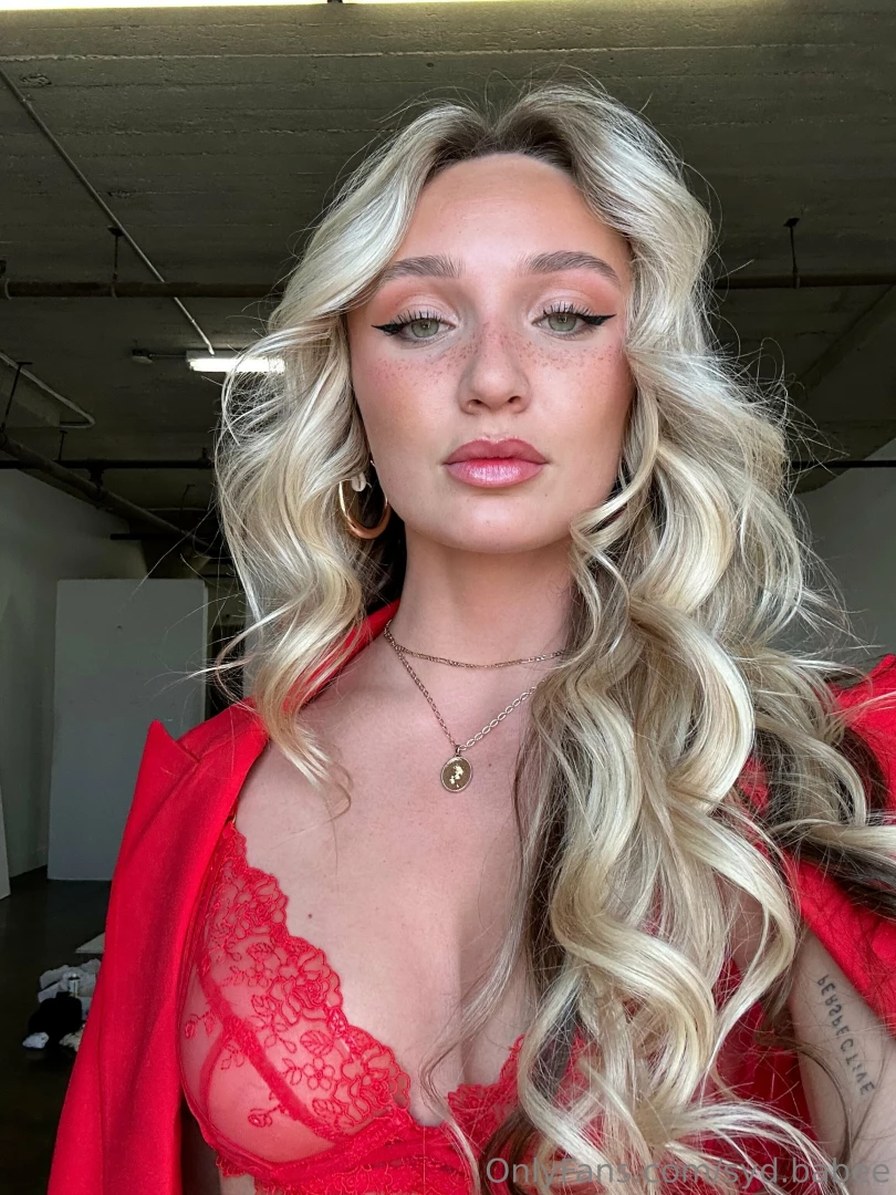 Can i dress up for you i want to make you custom content using your part 12 