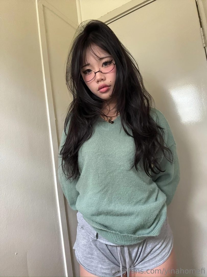 Should i keep this sweater on 