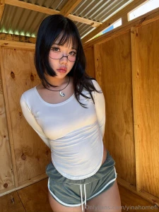 Drop a heart if you d date a girl like me