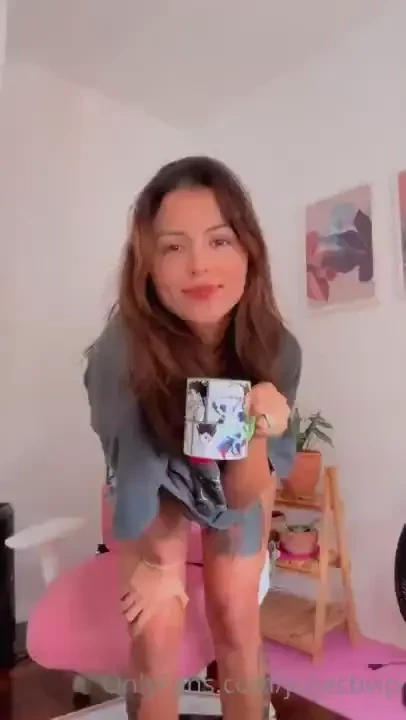 Come dance with me baby or you prefer more naughty things 