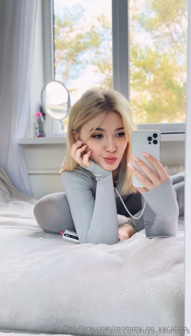 Mia_saunders write to her mia_saunders she is online now this hot part 12 