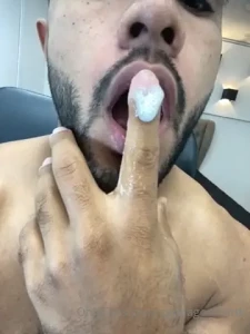 Give me ur cock bb