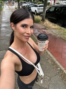 I m 90 caffeine and 10 questionable decisions