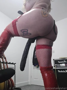 How long can you last with that thing up your ass