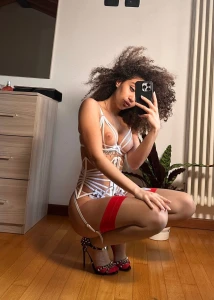 Guarda i tuoi dm per sapere qual il protagonista della fetish week