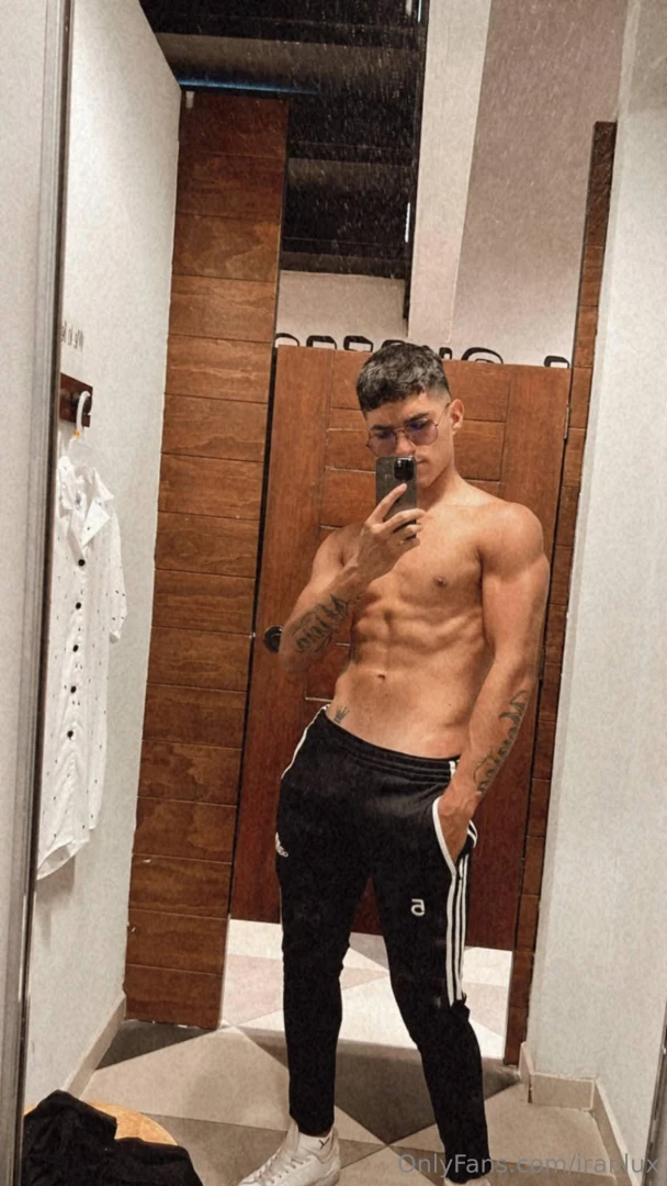 Me veo mejor sin ropa verdad part 1 