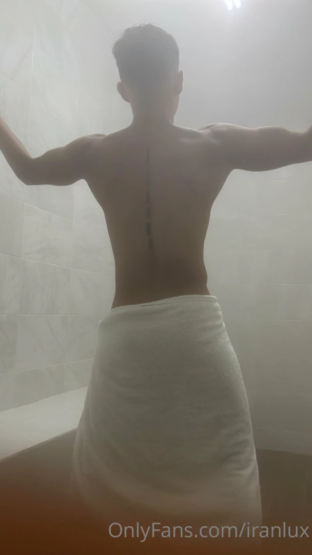 Me acompa as al sauna 