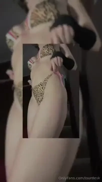 Finally friday would u eat this ass 