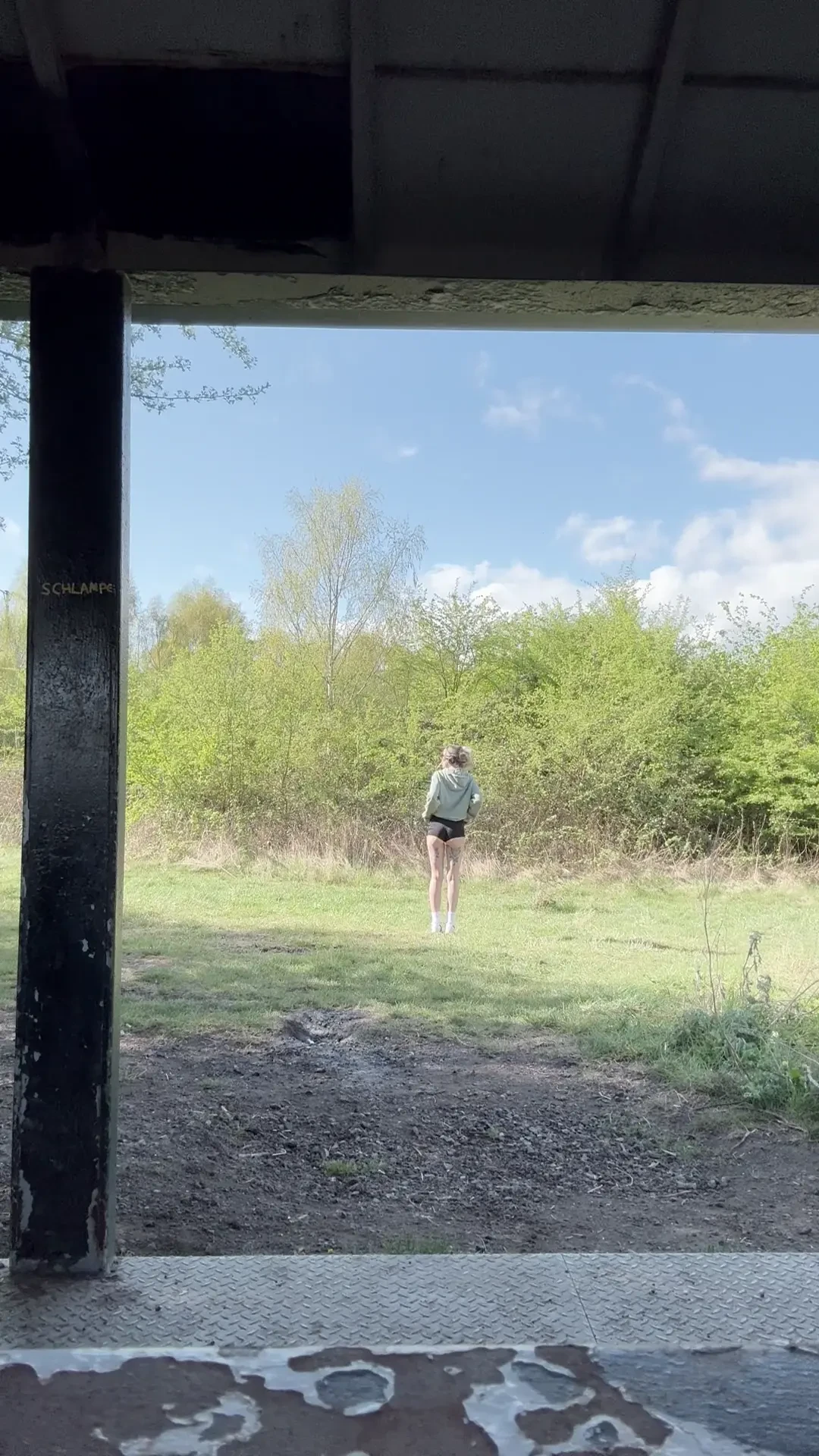 I know you want to see more let s get naughty in the dms message me 