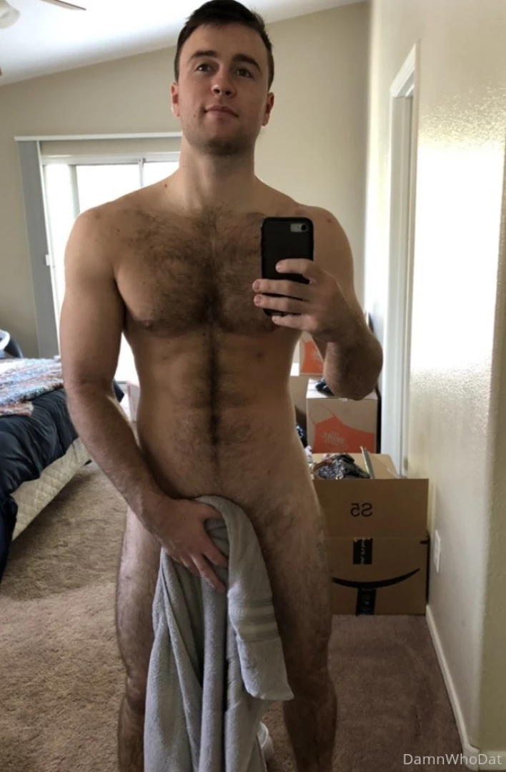 Moved into a new place i got a feeling ima do some freaky shit in 