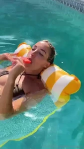 If you want to see more of this come visit my vip page sammyllacey