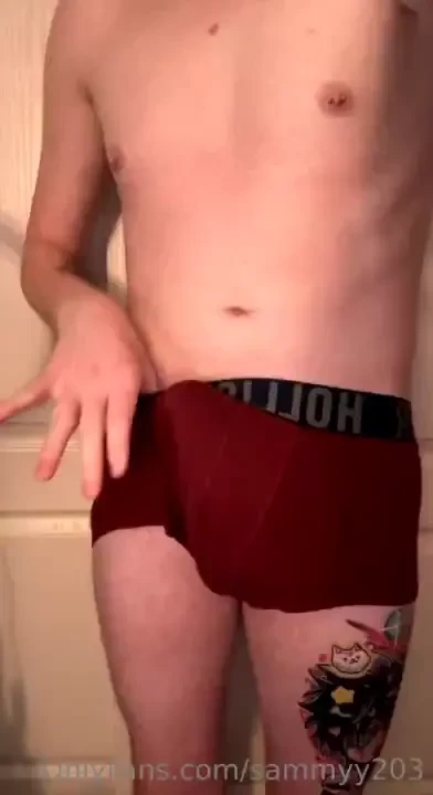 Fuck i m a horny boy this morning 