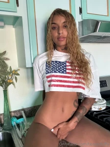 Tip any amount on this post and get a naughty surprise in your dms don part 3