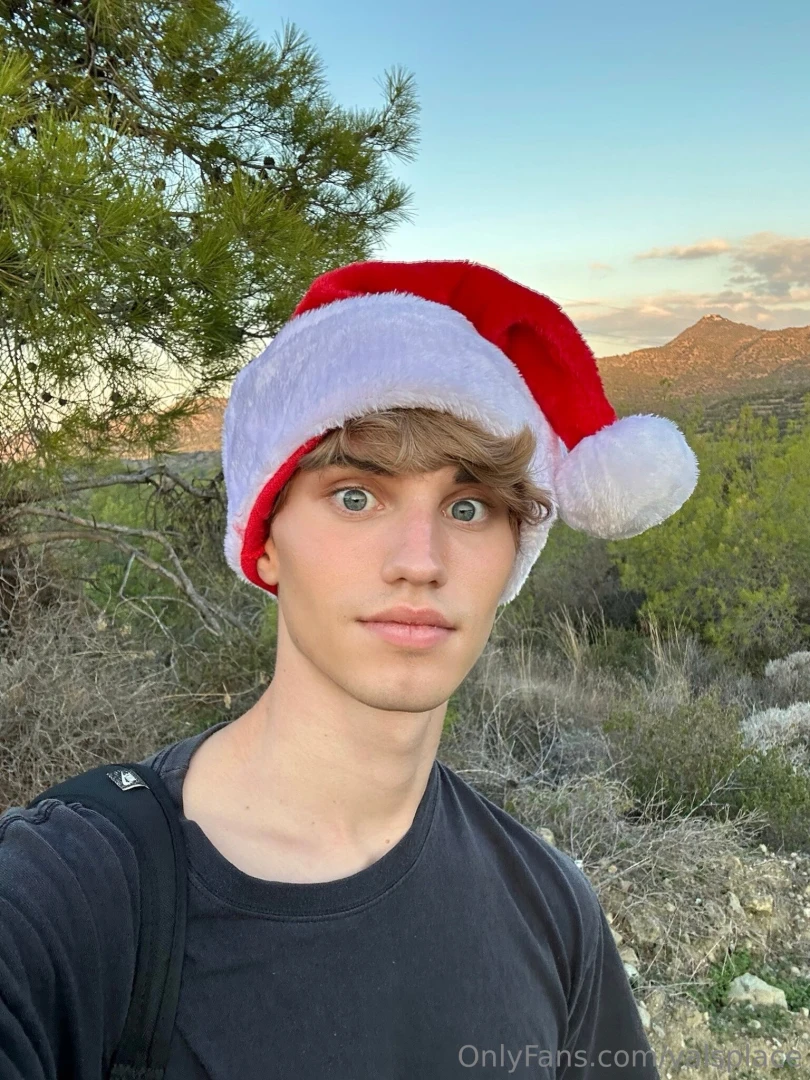 I love the holidays so much what wish have you made for next year 