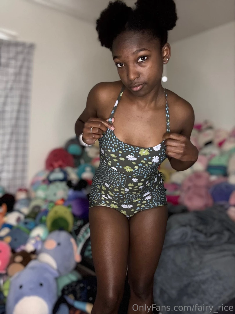 Organized all my stuffies and had to do a little photoshoot bc i felt part 1 