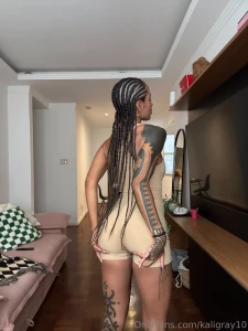 Have a great week everybody live show later