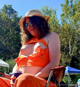 Can i be ur festival slut