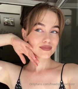 She is ready for your cock nikky_girll_t behind this angelic face is a part 543