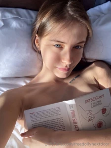 About love s executioner was reading love s executioner and other