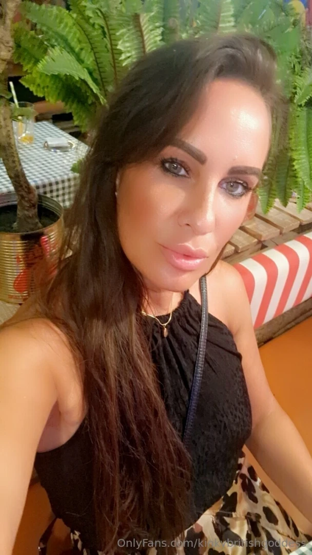 Dream of me walking past you in silence that s your real kink being 