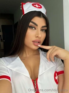 Horny babe zerokimmy is looking for someone to share her experience