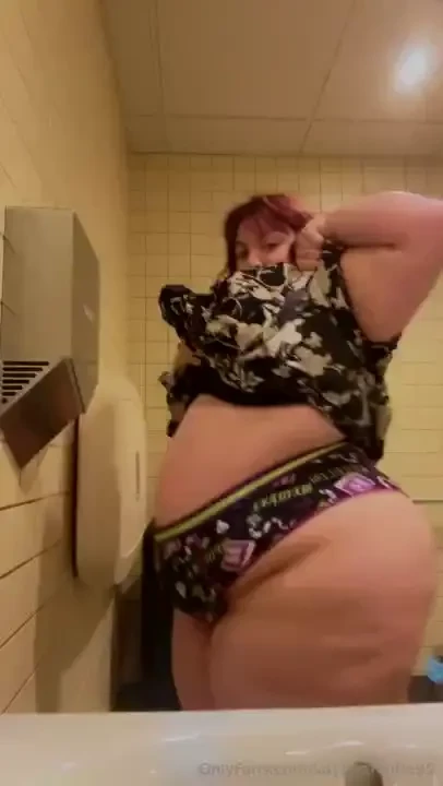 Masterbating till i cum in the starbucks do u enjoy part 1 