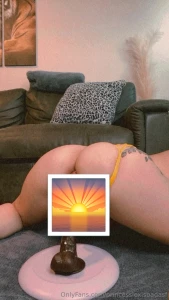 Picking the two fastest fans to claim to send my anal gem content