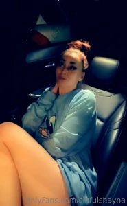 I m wondering who s gonna show shayna some love go leave a tip on your