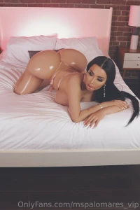 Only a hard long dick goes back there let s chat so i can see how that